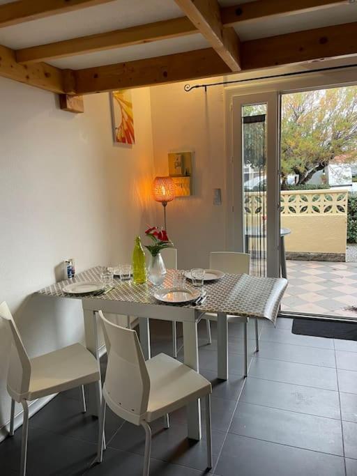 Maison Cosy Santa Barbara เลอบาร์กาแรส ภายนอก รูปภาพ