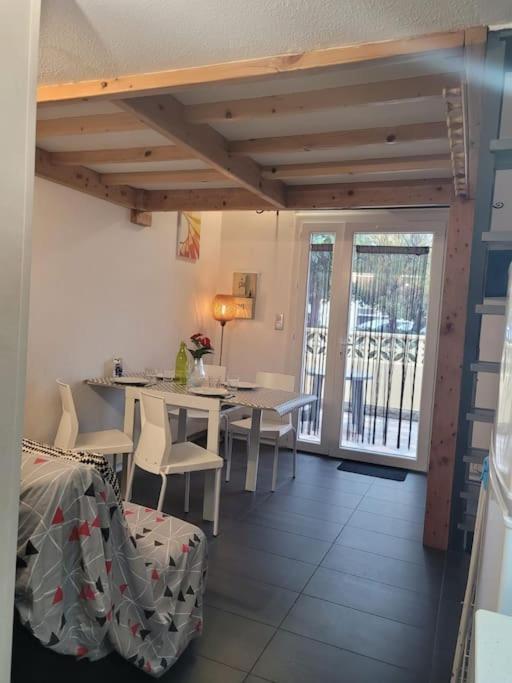 Maison Cosy Santa Barbara เลอบาร์กาแรส ภายนอก รูปภาพ