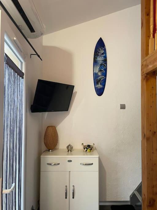 Maison Cosy Santa Barbara เลอบาร์กาแรส ภายนอก รูปภาพ